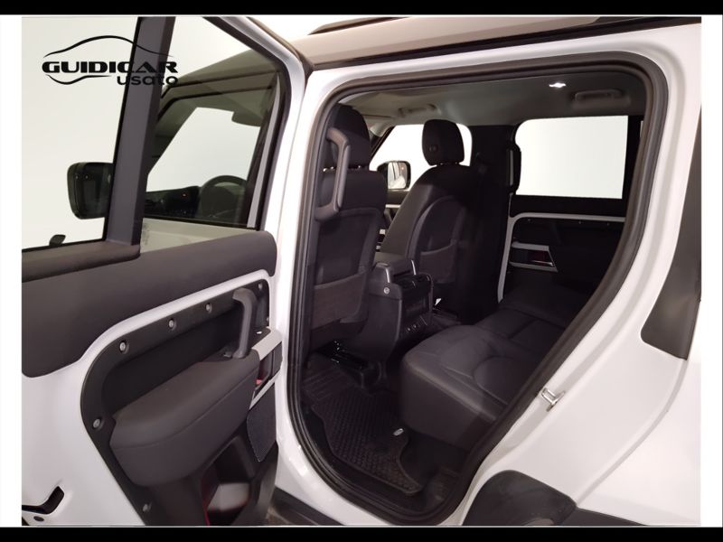 GuidiCar - LAND ROVER Defender 2022 Defender 110 3.0d i6 mhev SE awd 200cv auto Usato